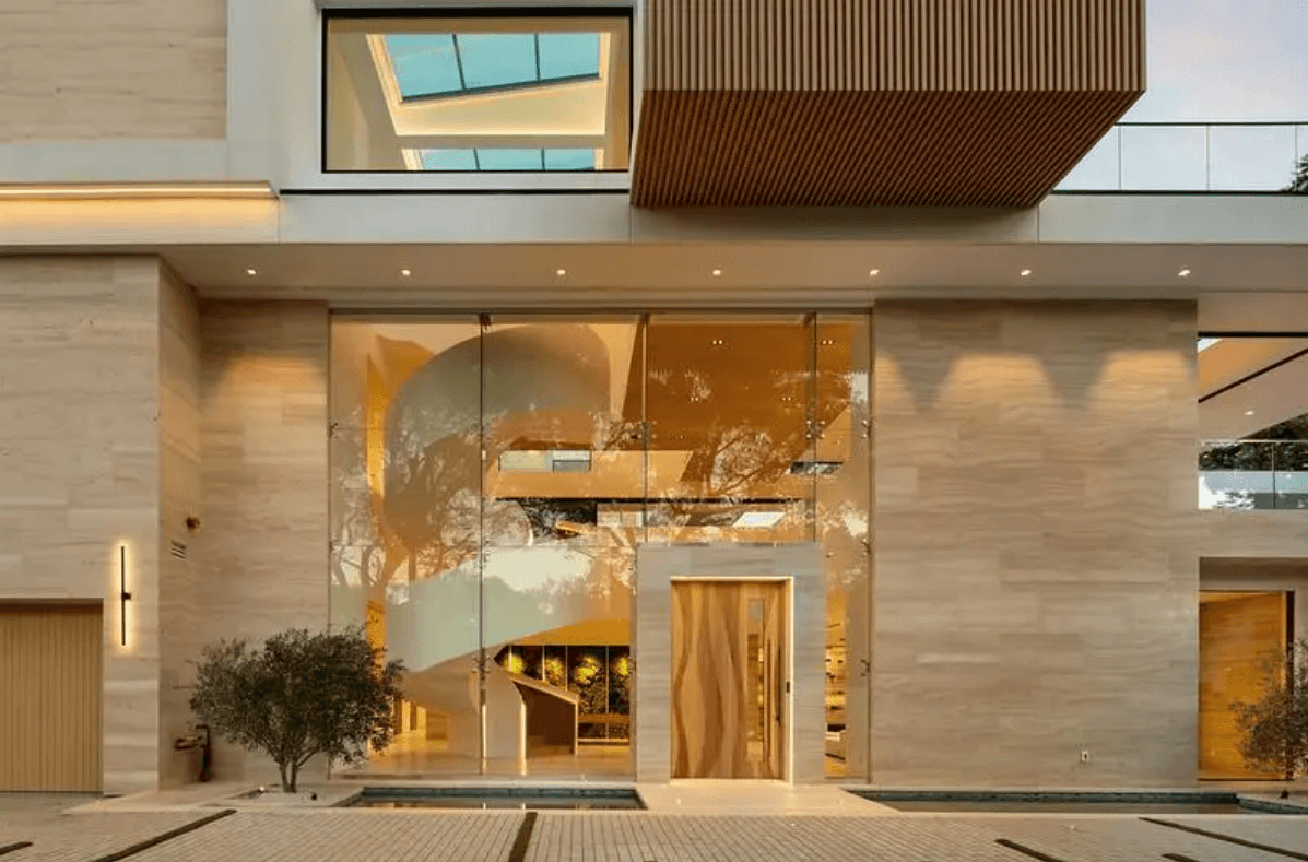 349 Walsh Rd - Villa Anahid - Thumbnail 2